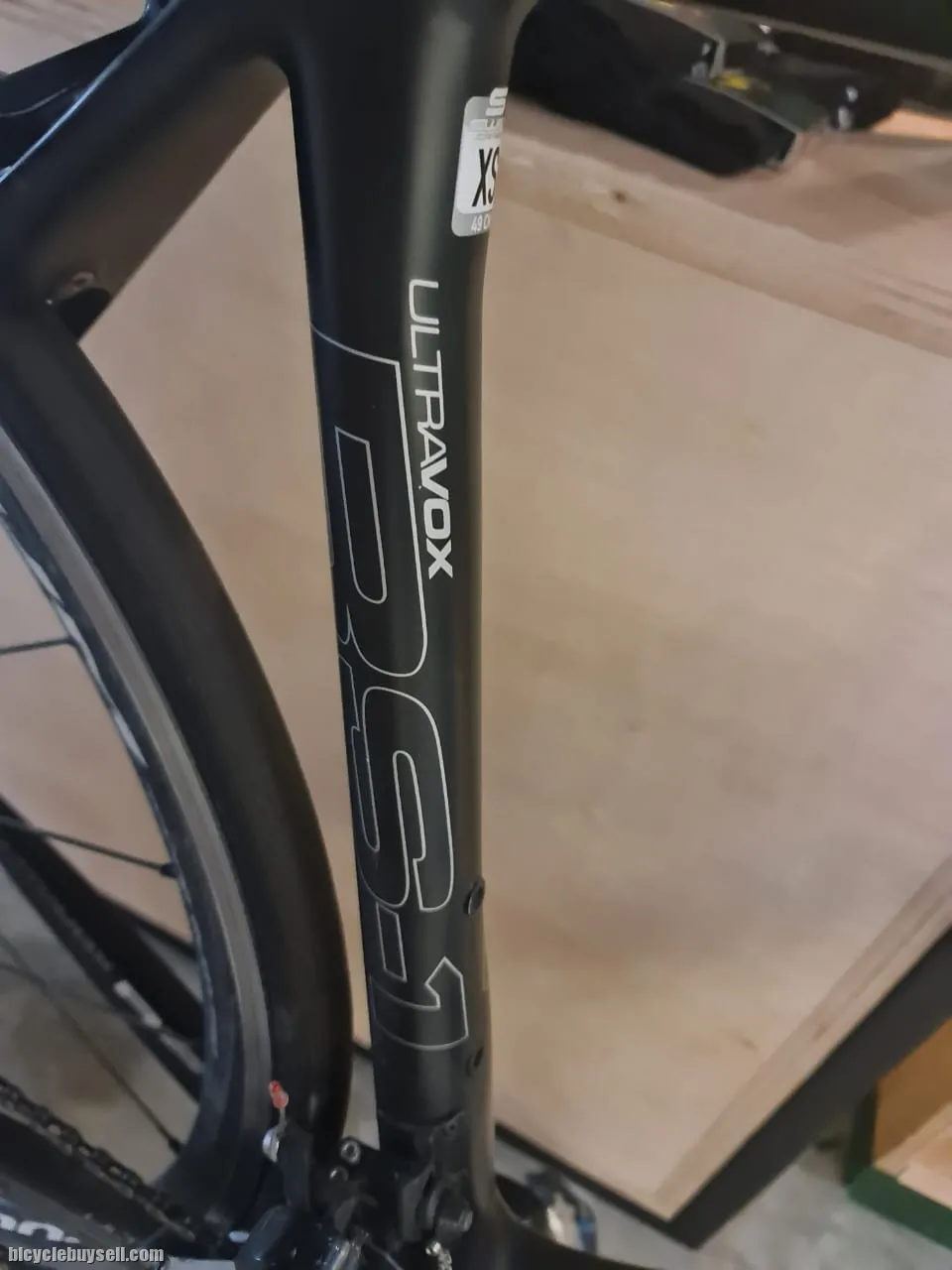 Hardly Used Swift Carbon Ultravox RS1 for sale