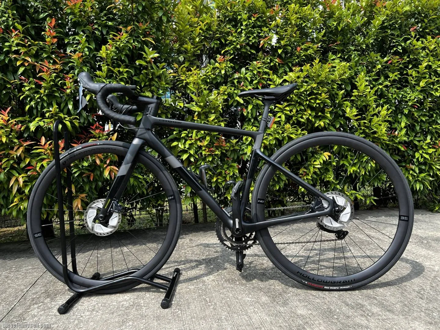 Cannondale SuperSix Evo Disc Low Mileage
