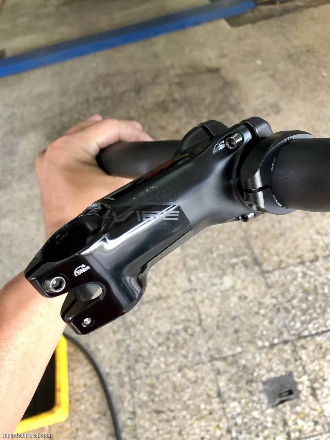 PRO Plt Ergo Handlebar + PRO Vibe Stem
