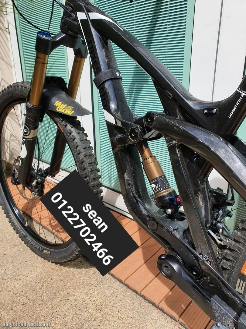 Polygon Full suspension High specs enduro Collusus N8 27.5 size s Carbon MTB fox Kashima deore XT