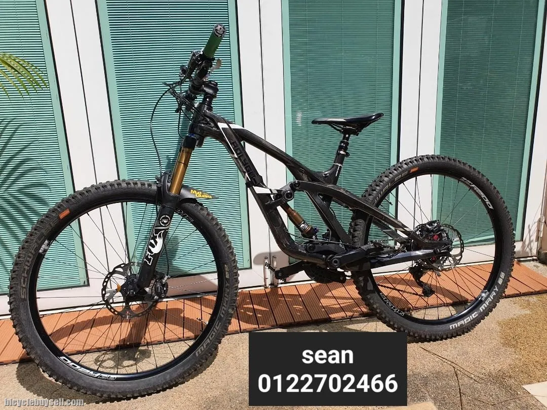 Polygon Full suspension High specs enduro Collusus N8 27.5 size s Carbon MTB fox Kashima deore XT