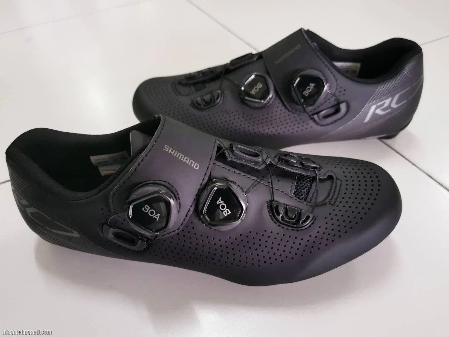 Shimano RC7 Road Bike shoes