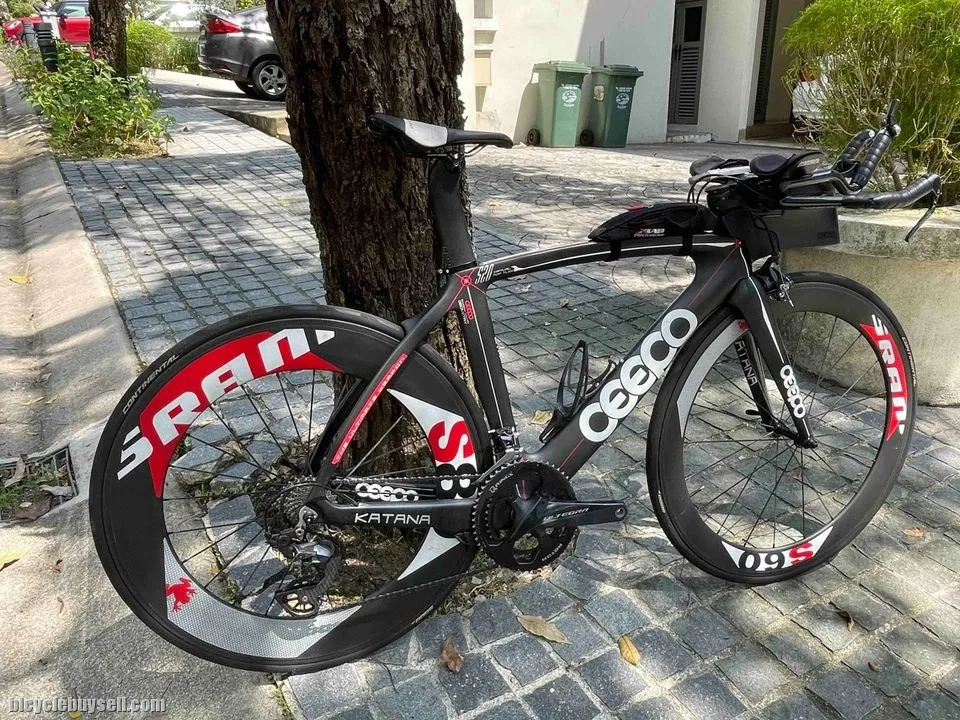 Time trial TT bike