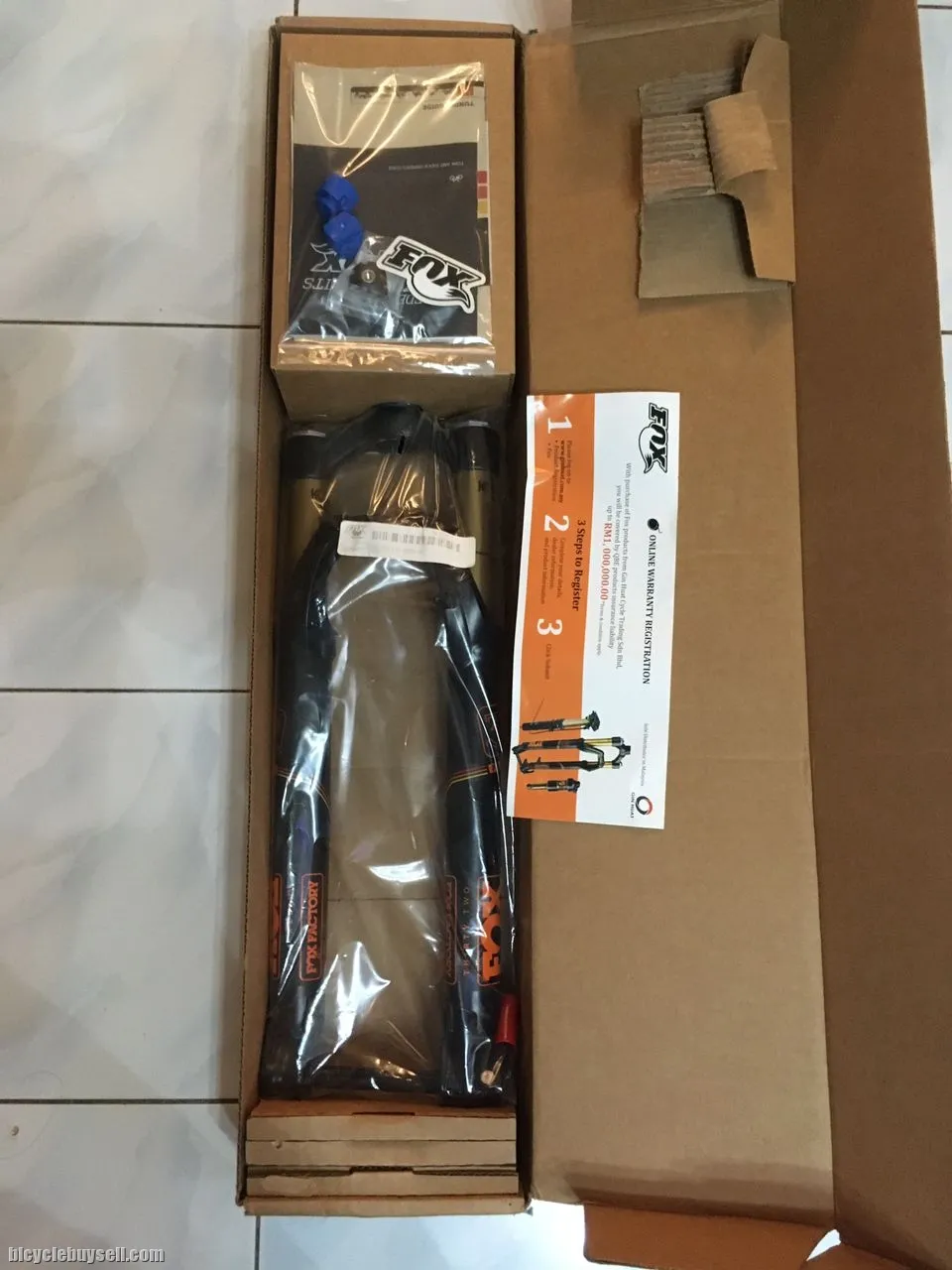 Fork 32 FLOAT 27.5in 100 TerraLogic FIT Blk 15QR 1.5T (New Old Stock)