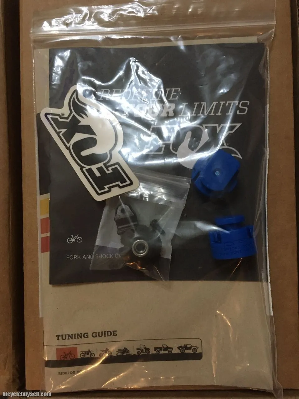 Fork 32 FLOAT 27.5in 100 TerraLogic FIT Blk 15QR 1.5T (New Old Stock)