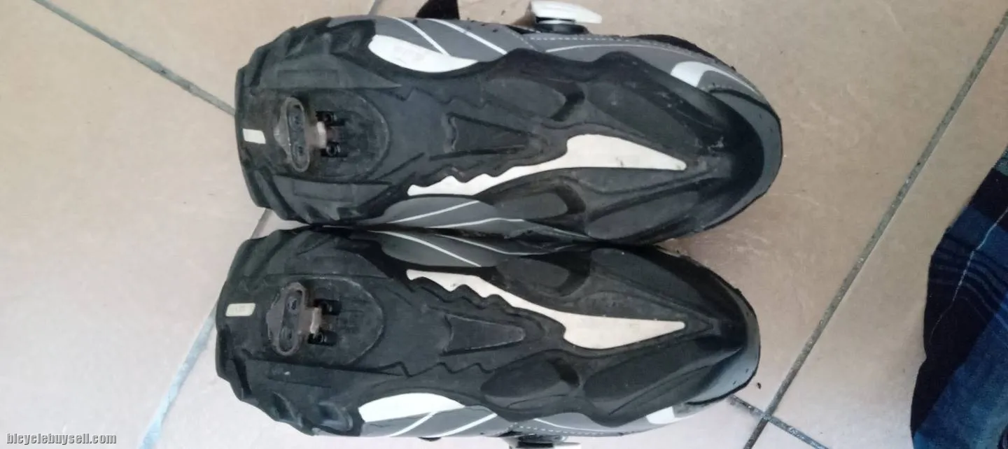 Shimano shoes used gray colour