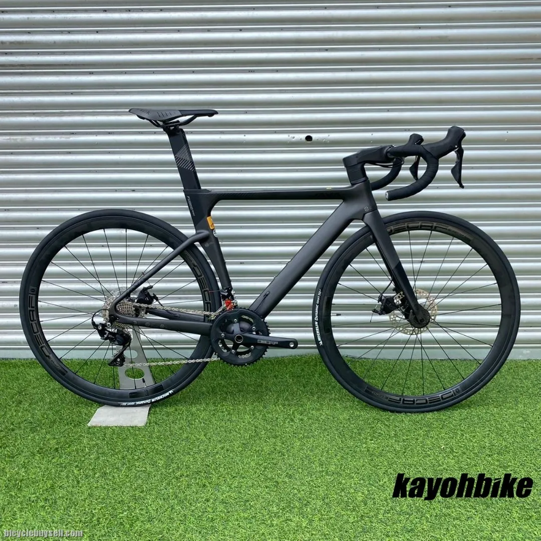 JAVA FUOCCO 2x11 SPEED 105 CARBON ROADBIKE DISC BRAKE
