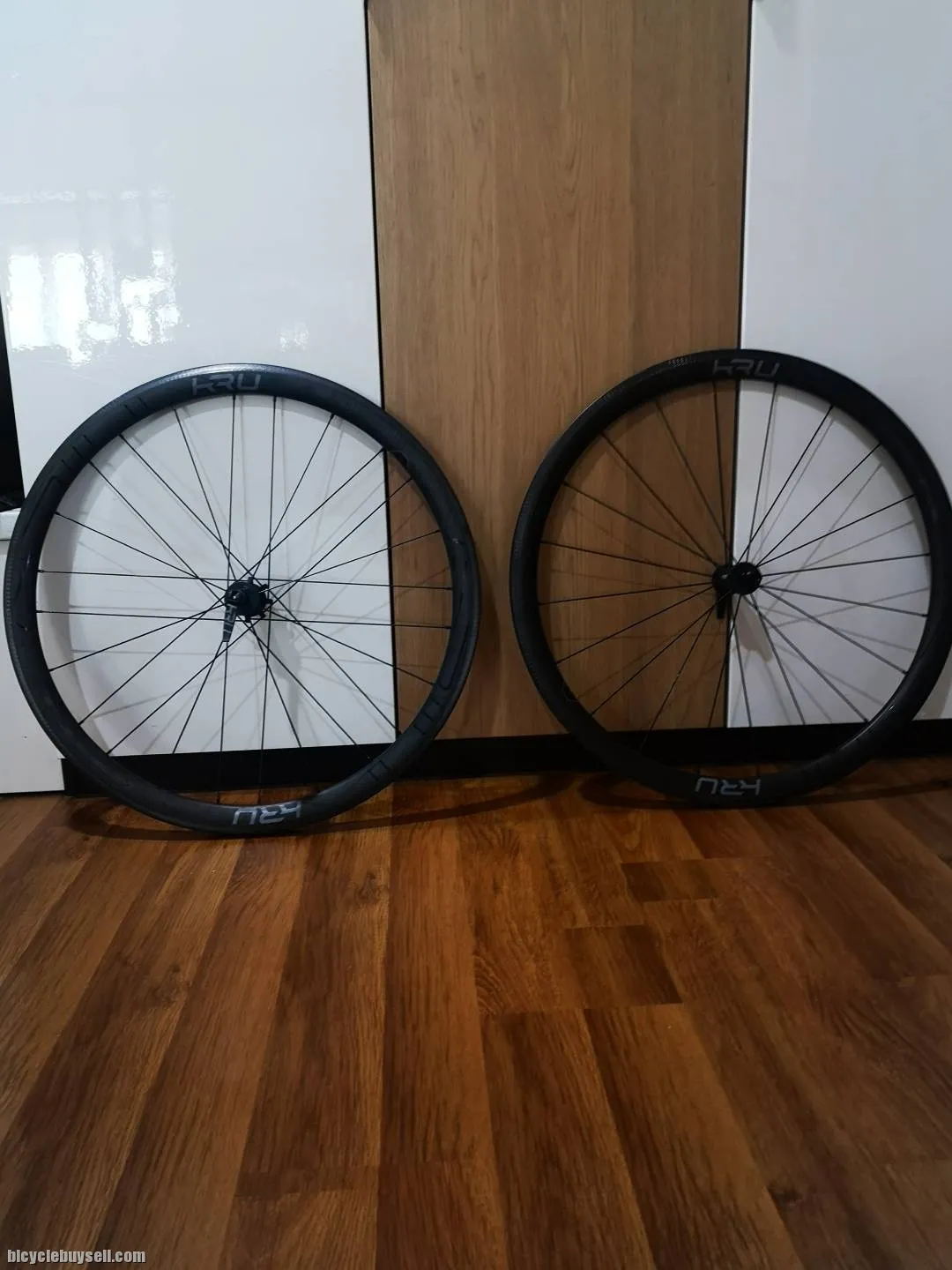 KRU C-38 Clincher Rim Wheelset