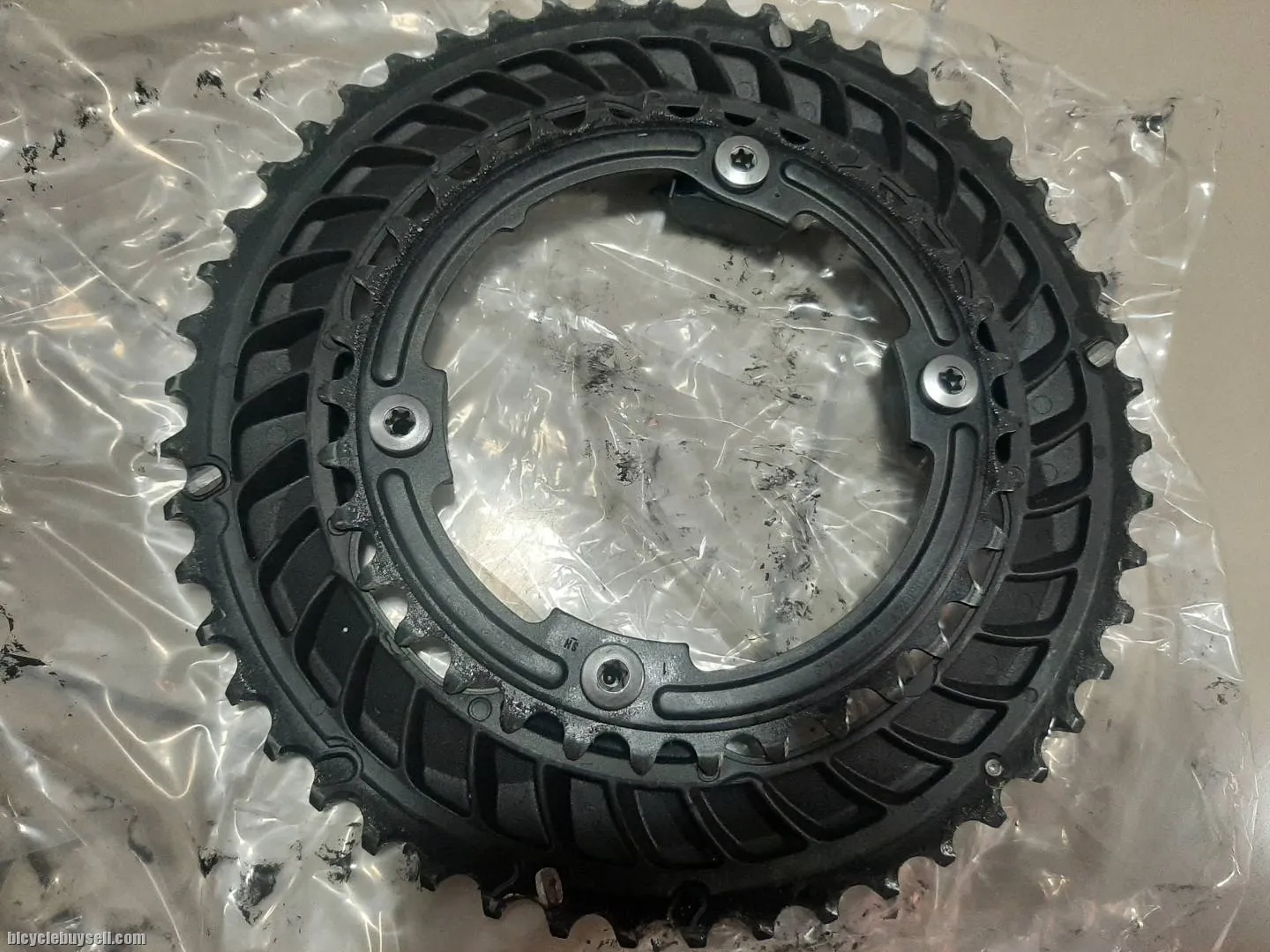 original shimano hollowtech ii 105 r7000 crankset 52/36 OVAL CHAINRING