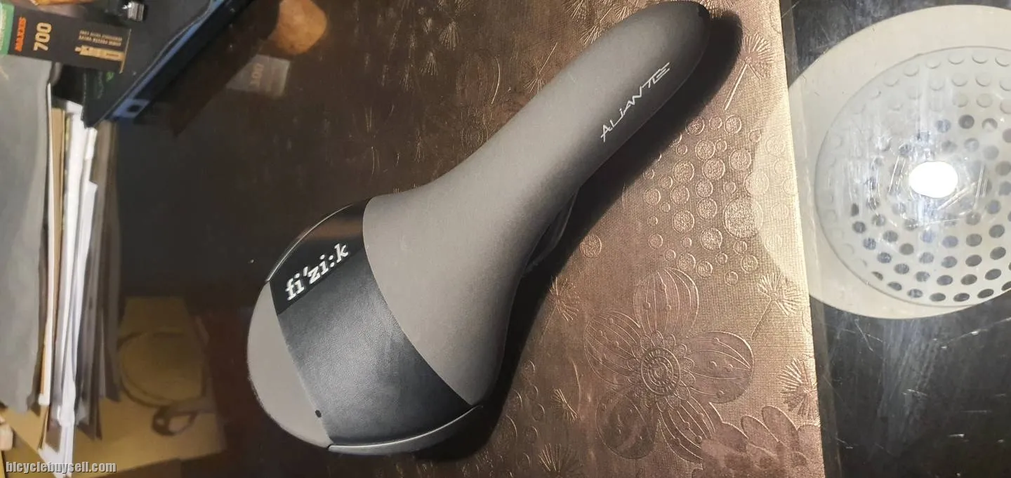 Fizik Aliante K:ium R3 Regular Saddle