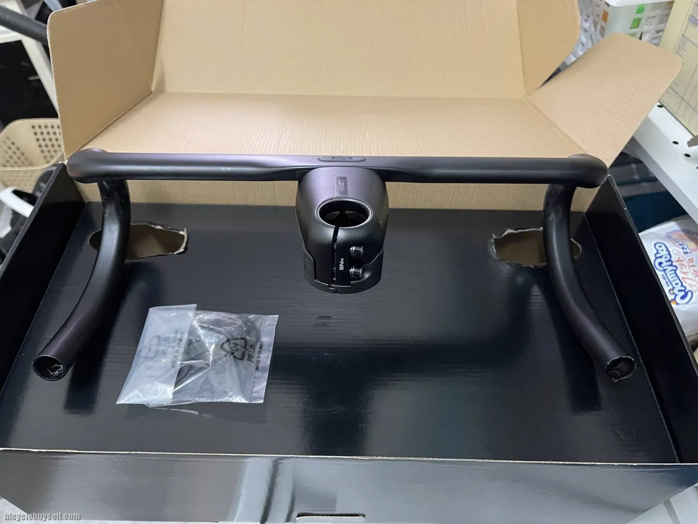 Hollowgram KNOT SAVE systembar:  Handlebar 400mm Stem 90mm
