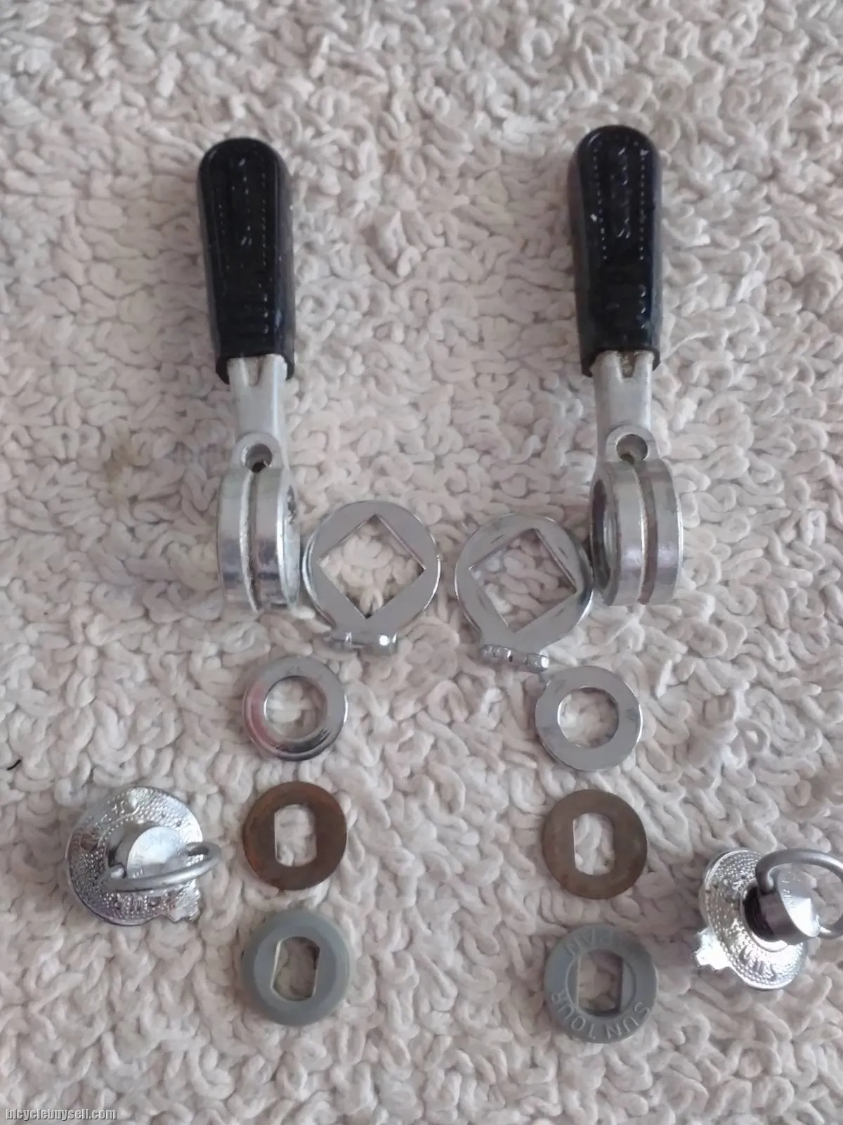 SUNTOUR Downtube Shifter-Non Indexing Vintage
