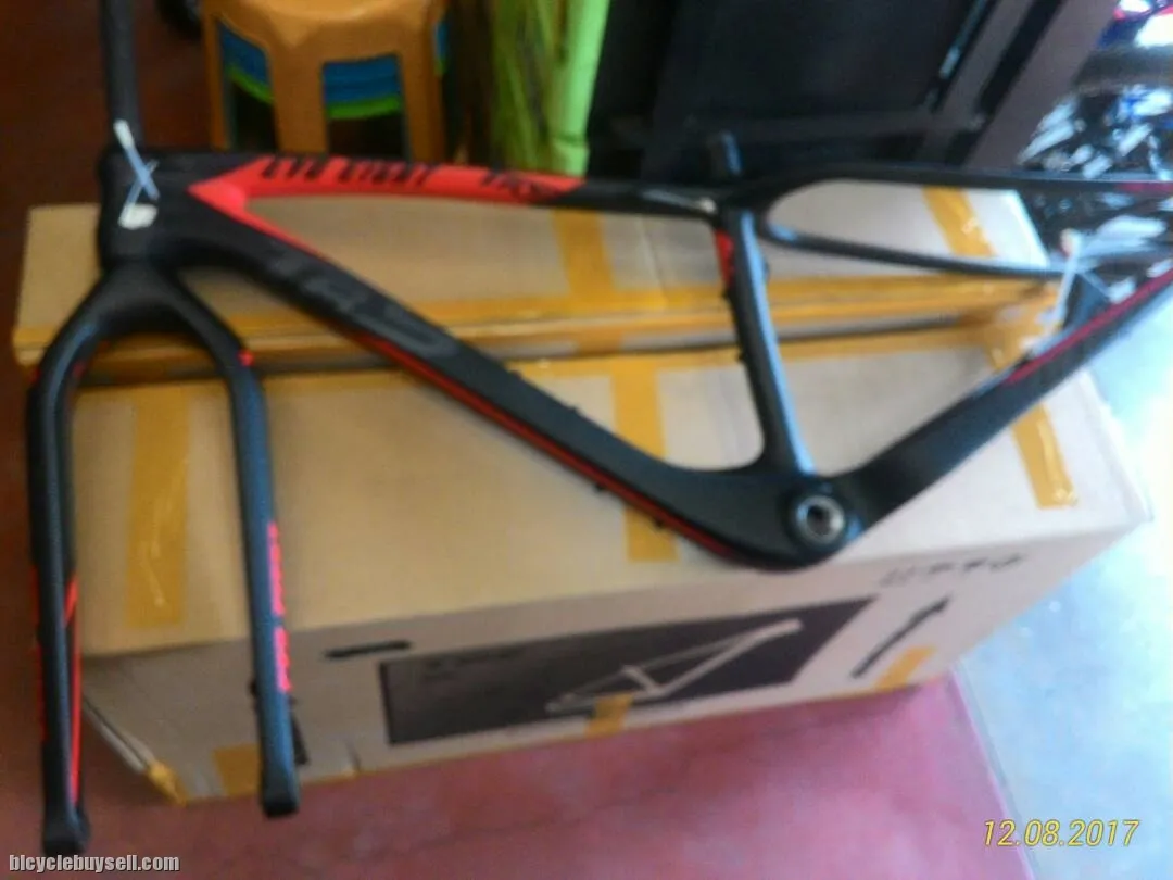TRS EVO EIGHT FAT BIKE CARBON FRAME