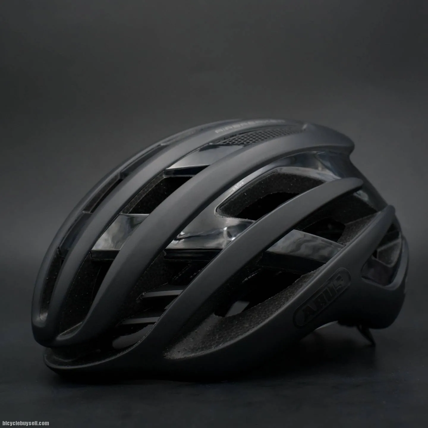 ABUS AIRBREAKER <VELVET BLACK> ROAD HELMET