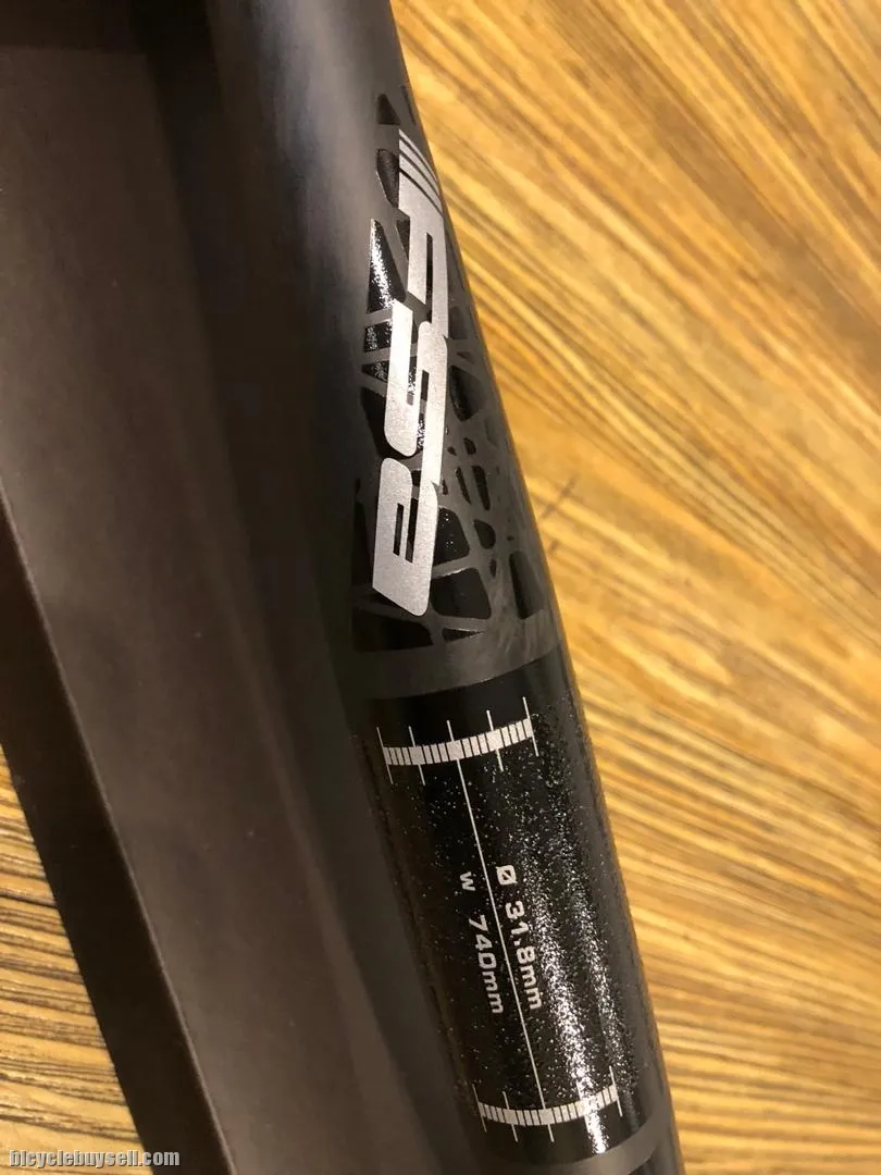 FSA  SL-K MTB CARBON FLAT HANDLEBAR 740mm
