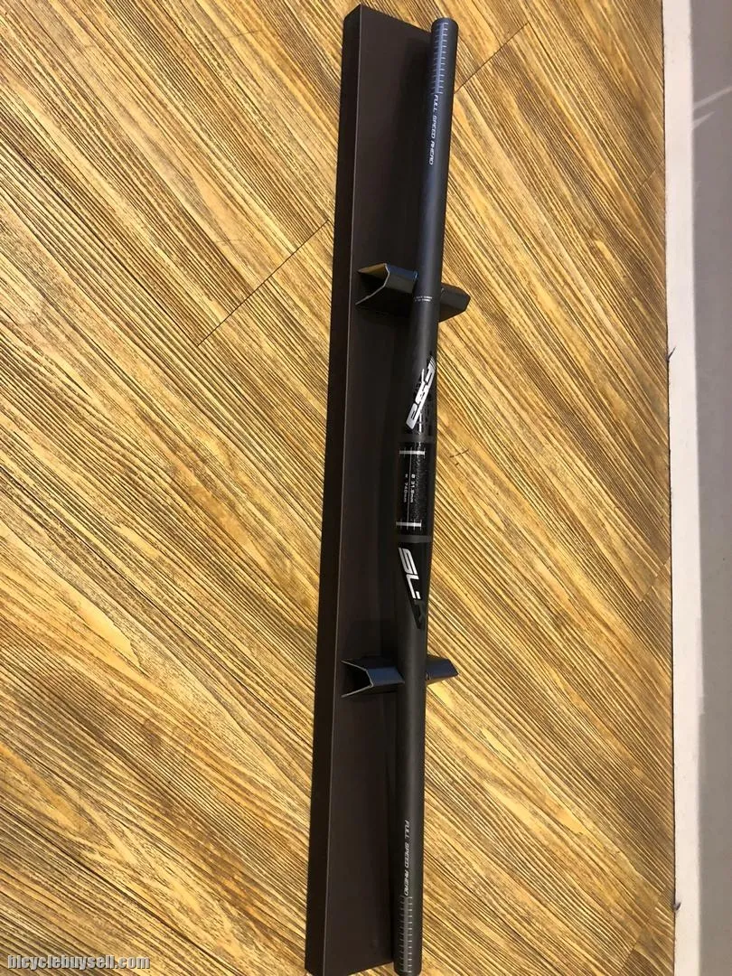 FSA  SL-K MTB CARBON FLAT HANDLEBAR 740mm