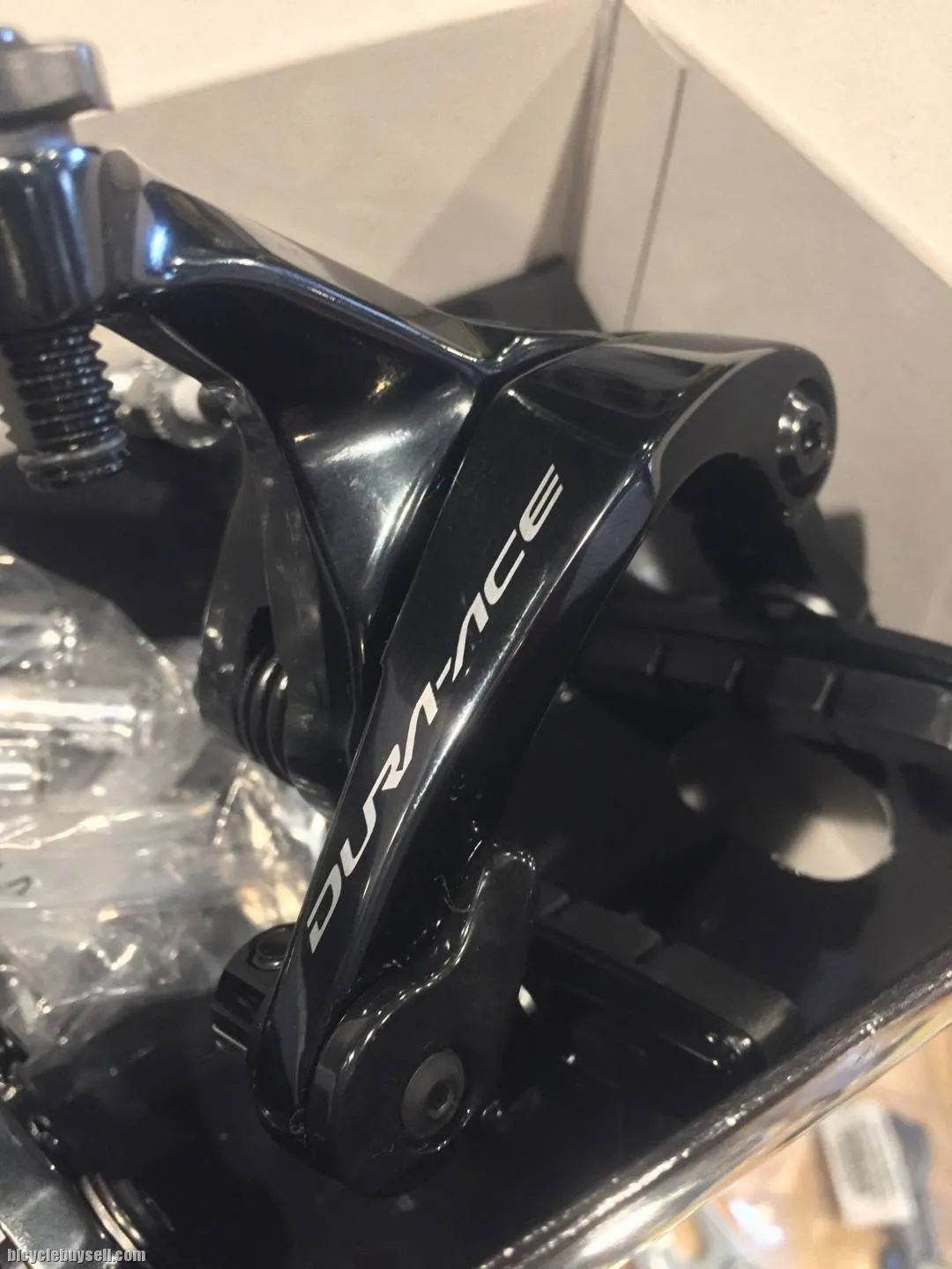!SOLD! SHIMANO DURA ACE R9100 BRAKESET