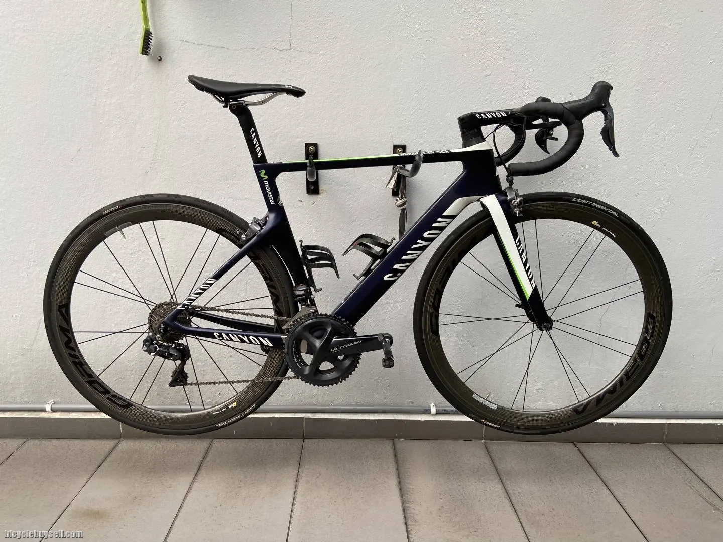Canyon Aeroad CF SLX (Movistar Edition) - S Size