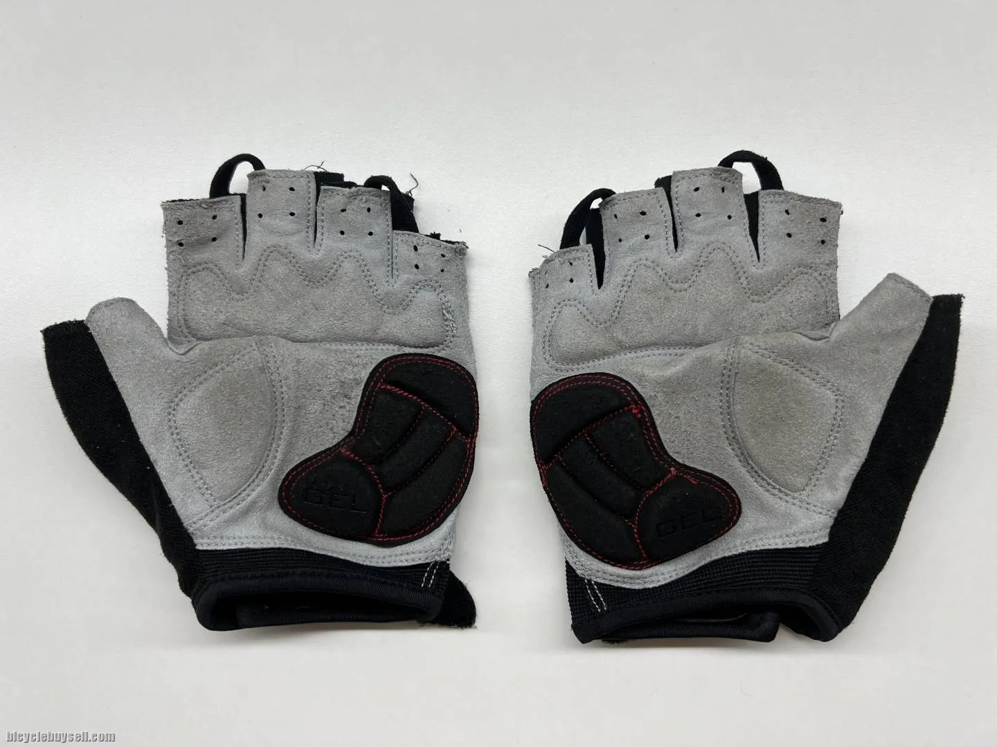 Used MVR Glove - size M