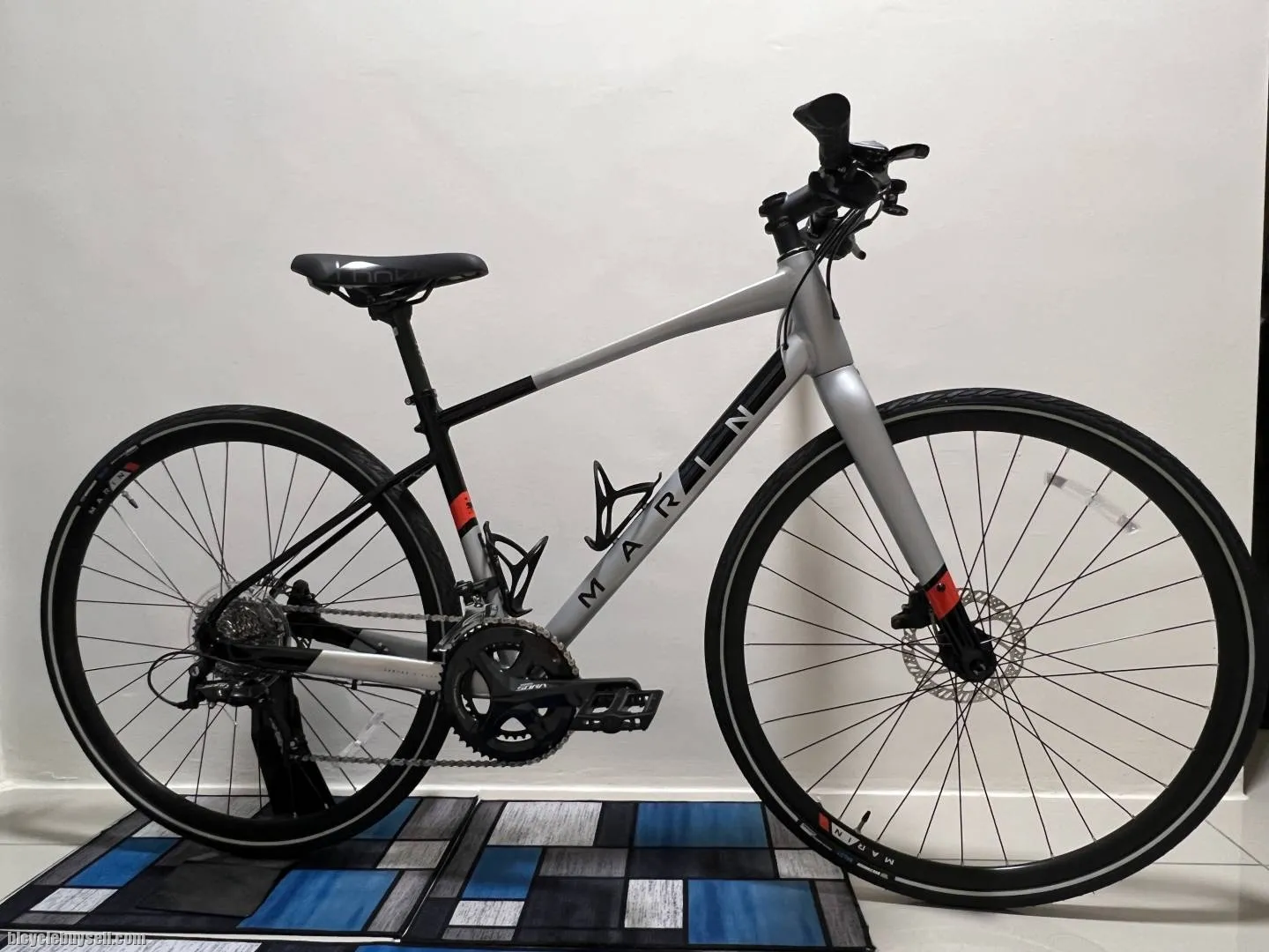 WTS Marin Fairfax 3 Hybrid Bike