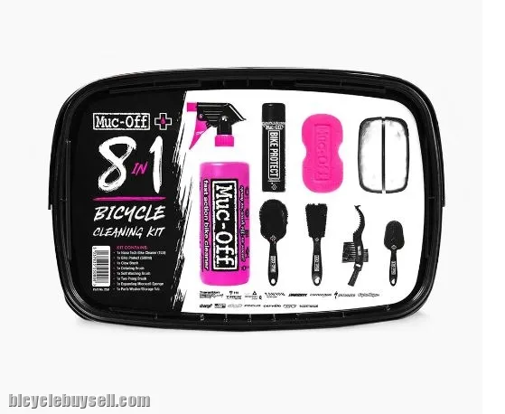 Muc Off 8 in 1 Bicycle Cleaning Kit