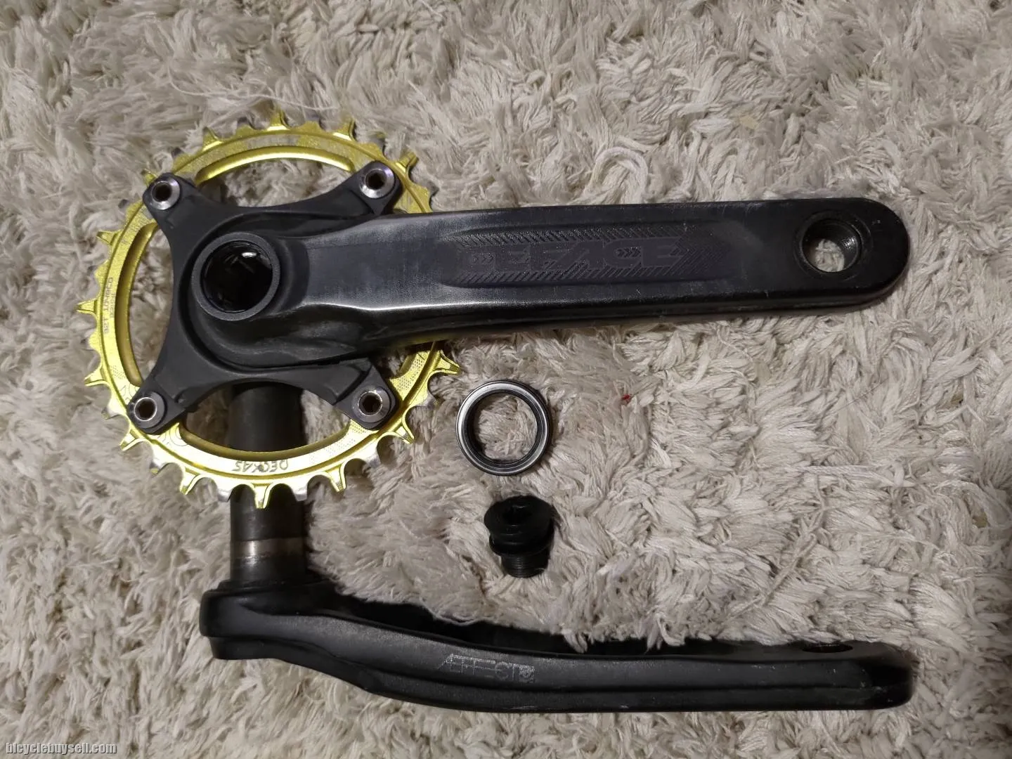 Sold RACEFACE AEFFECT crankset 170mm