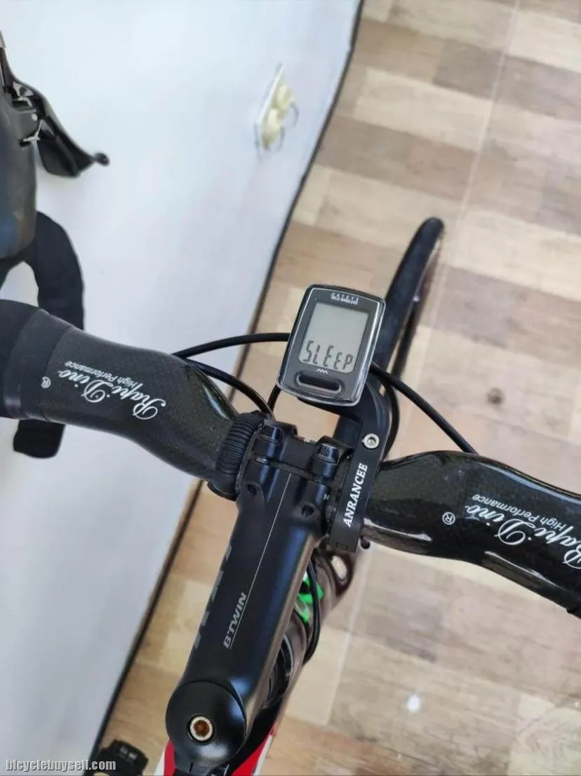 Full Carbon Fiber Roadbike  Full 105 Groupset 11 Speed Rapidino Veloci