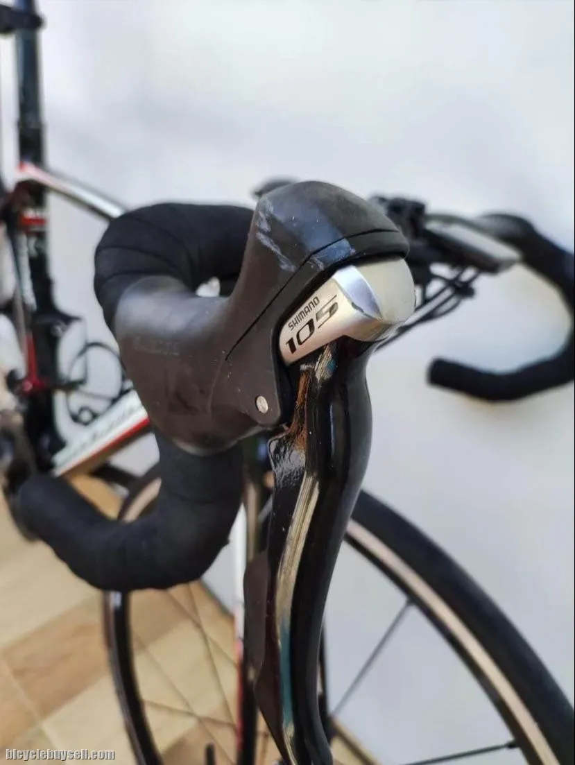 Full Carbon Fiber Roadbike  Full 105 Groupset 11 Speed Rapidino Veloci