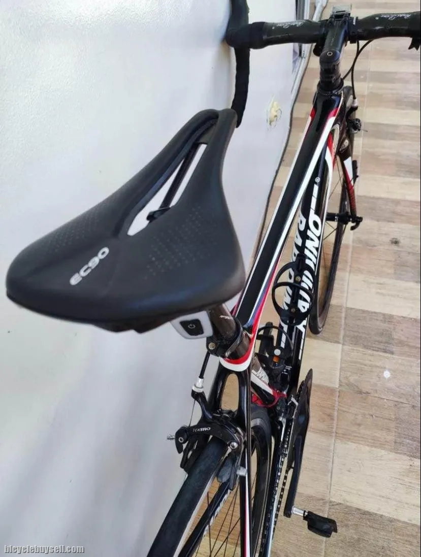 Full Carbon Fiber Roadbike  Full 105 Groupset 11 Speed Rapidino Veloci
