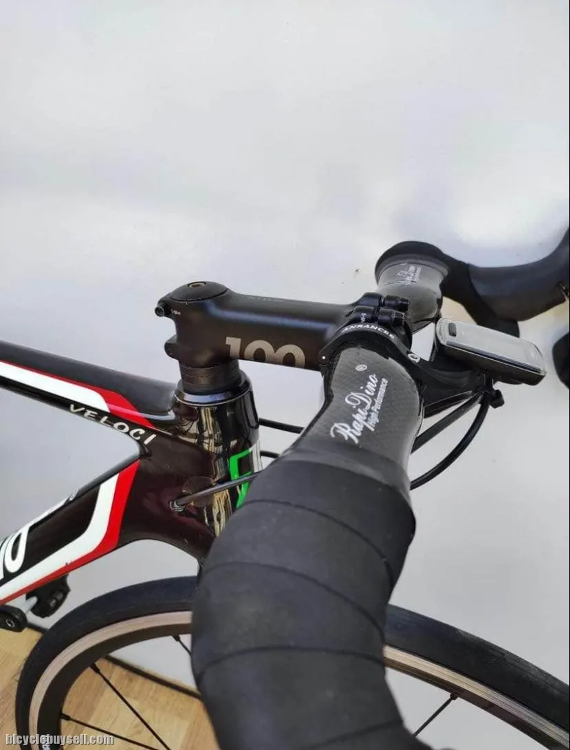 Full Carbon Fiber Roadbike  Full 105 Groupset 11 Speed Rapidino Veloci