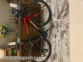 TREK Madone 4 Series
