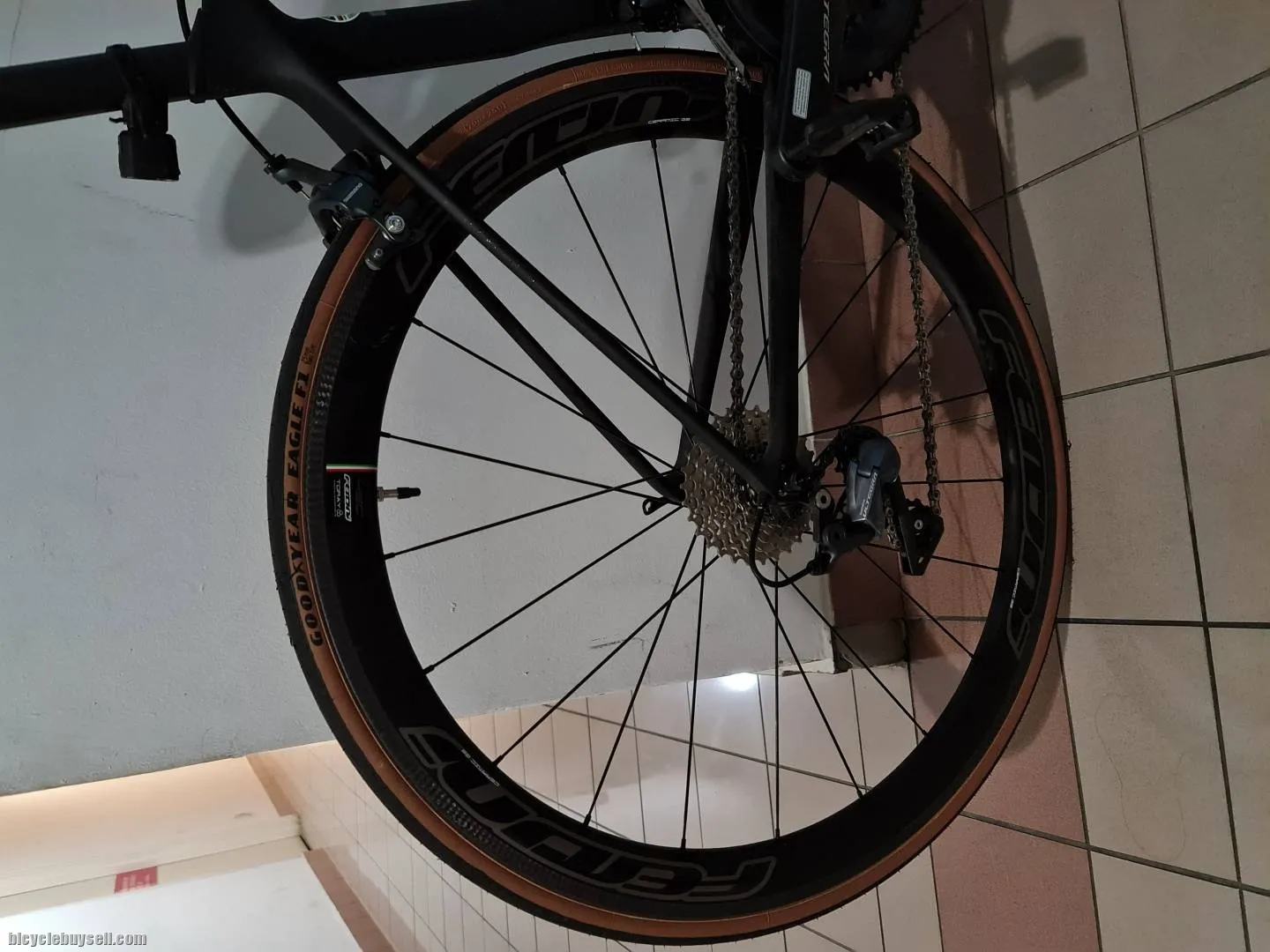 GIANT TCR ADVANCE 2021 with FERUNI Carbon Wheelset (With worth MYR 1000 free gift!)
