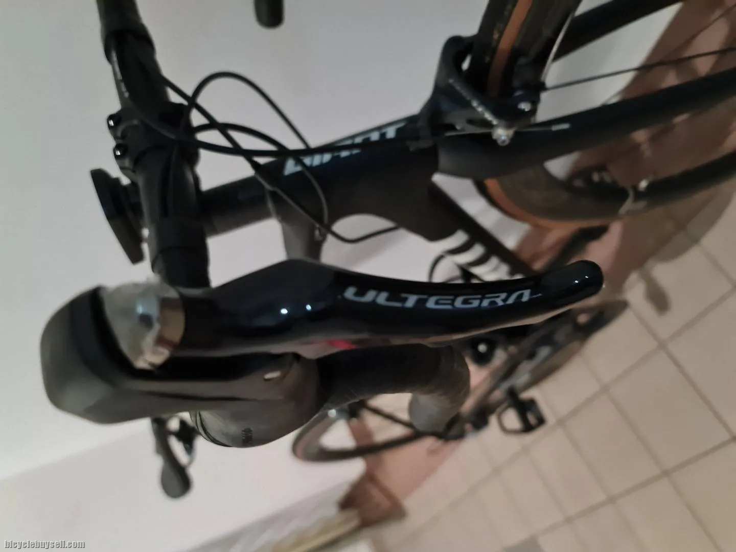 GIANT TCR ADVANCE 2021 with FERUNI Carbon Wheelset (With worth MYR 1000 free gift!)