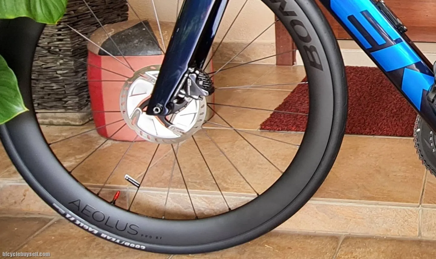 2022 Trek Madone SL7 Disc OCLV 500 Series Carbon.