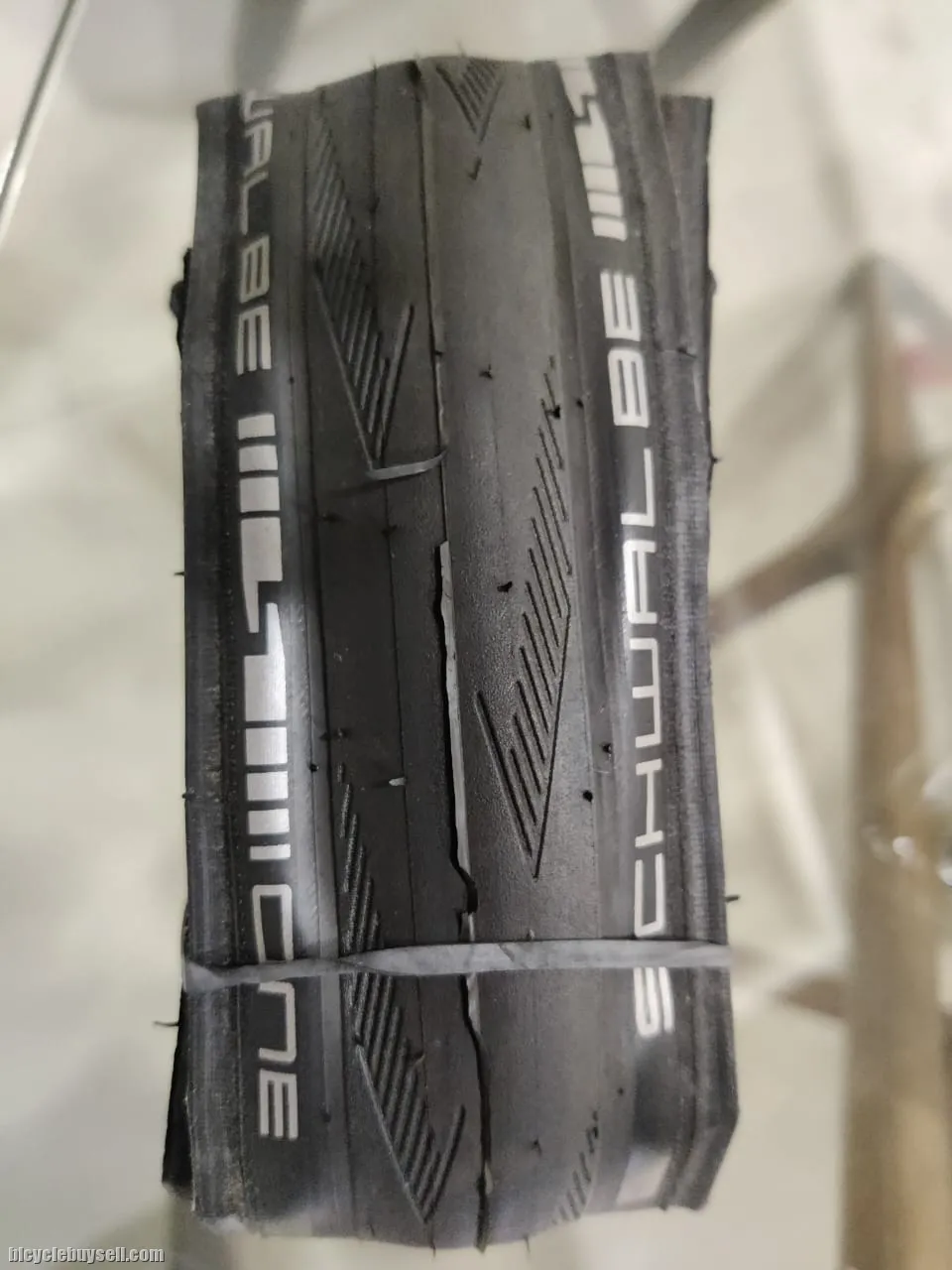 Schwalbe Pro One 700 x 25C EVO LINE Performance RACEGUARD Tire For Sale
