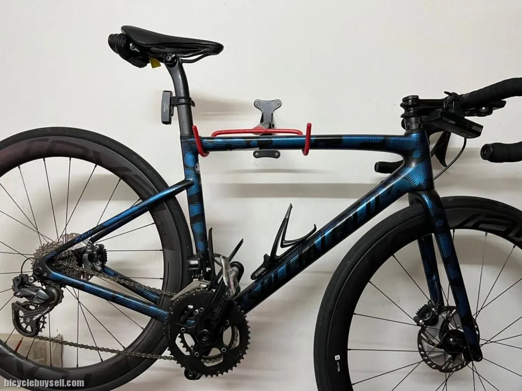 [SOLD] SPECIALIZED SL6 DISC EXPERT