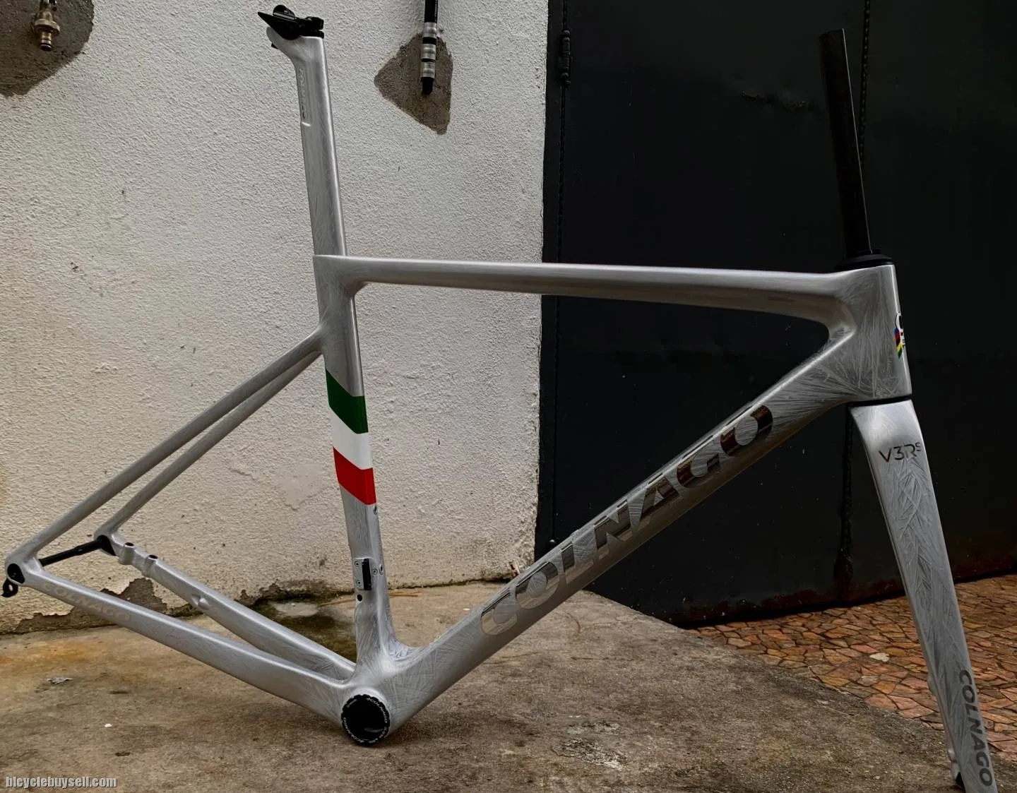 Colnago V3rs Frameset (Ready Stock) Size 48 - RWIC FROZEN WHITE