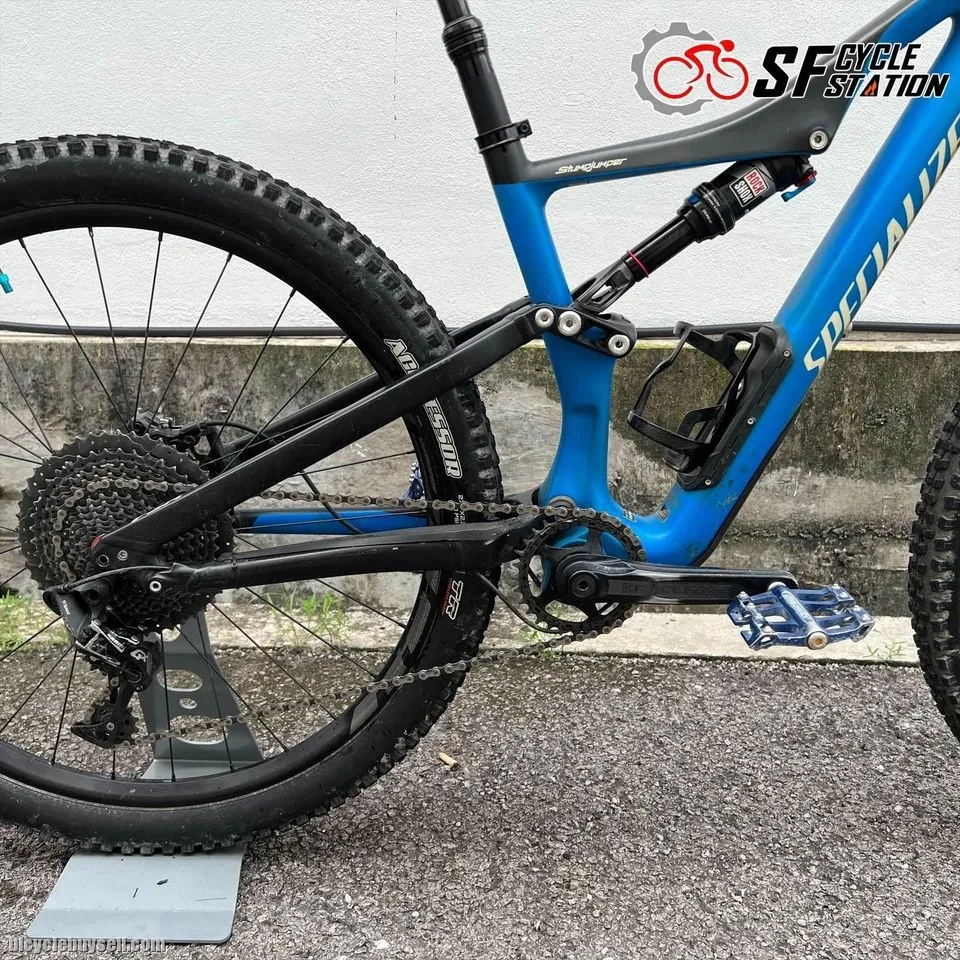 (USED) 2017 SPECIALIZED STUMPJUMPER FSR COMP CARBON 27.5"