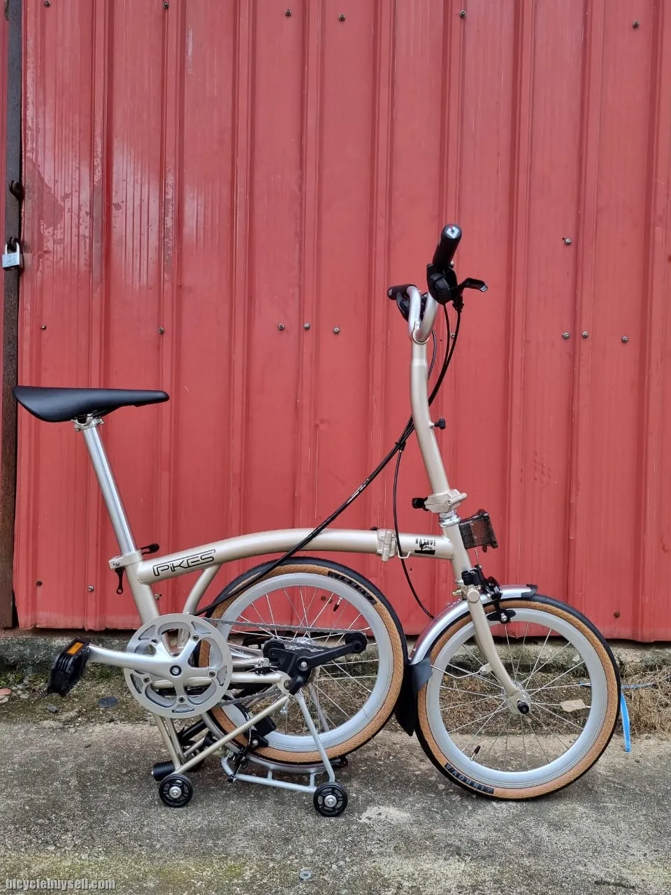 Camp Pikes (16inch) Folding Bike (9 Speeds) Brand New !!!
