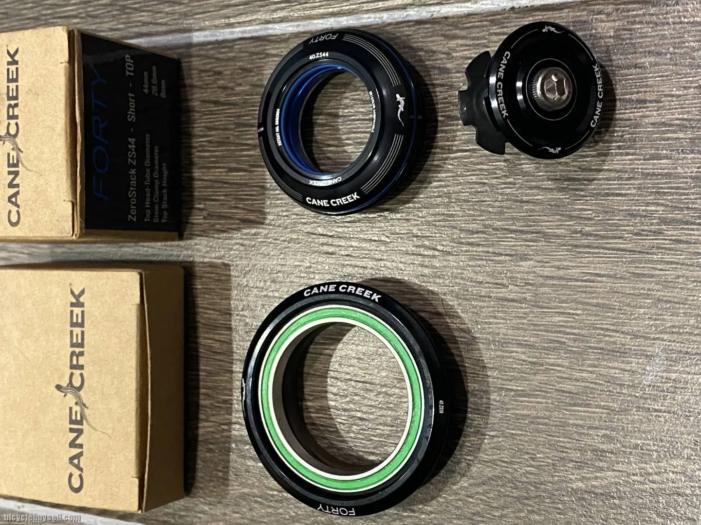 Cane Creek Forty SHORT (ZS44/28.6) &amp; (ZS56/40) headset NEW