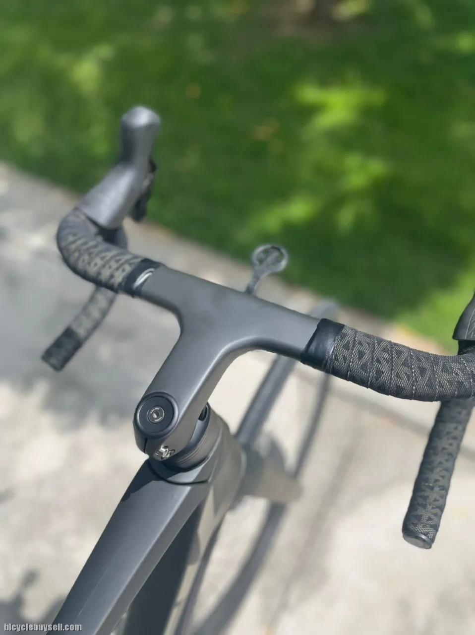 2022 Trek Emonda SLR Disc Project One OCLV 800.