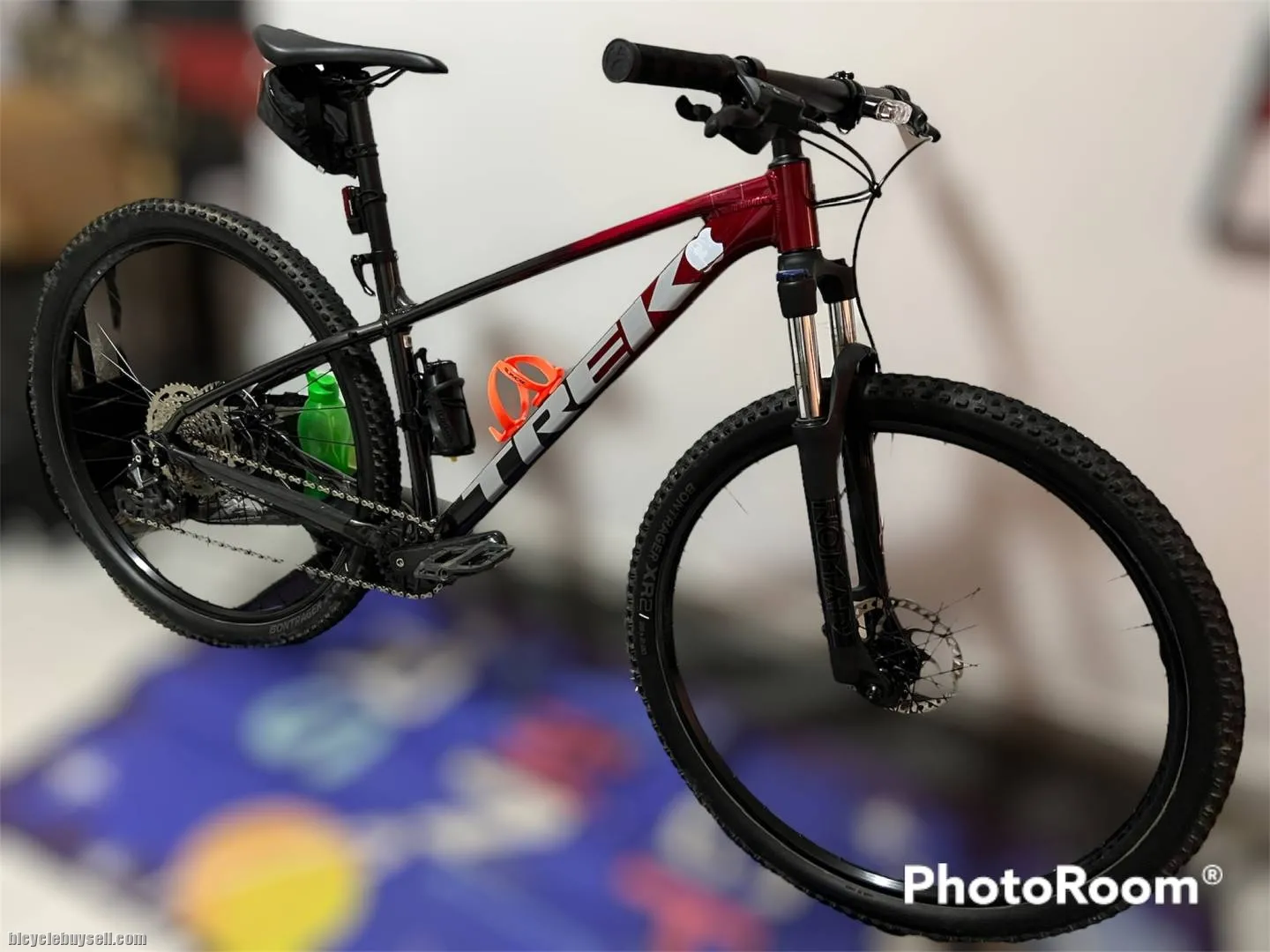 Trek Marlin 6 2022 with full accessories