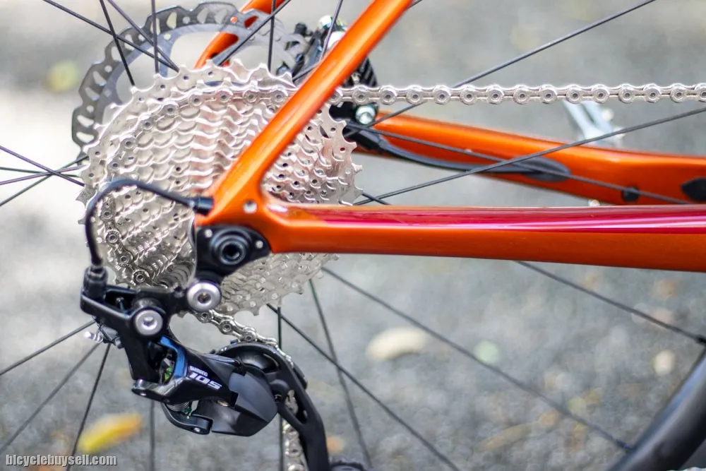 GIANT Defy Advanced 2 (2022) | Endurance Carbon bike (Size-M/Color-Amber Glow)