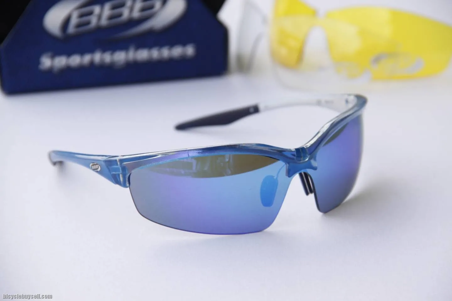 BBB Protector Crystal Blue sunglasses - 3 lenses