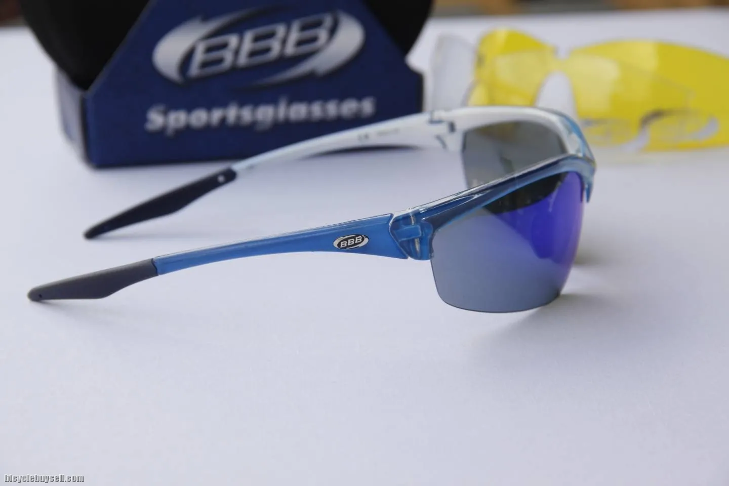 BBB Protector Crystal Blue sunglasses - 3 lenses