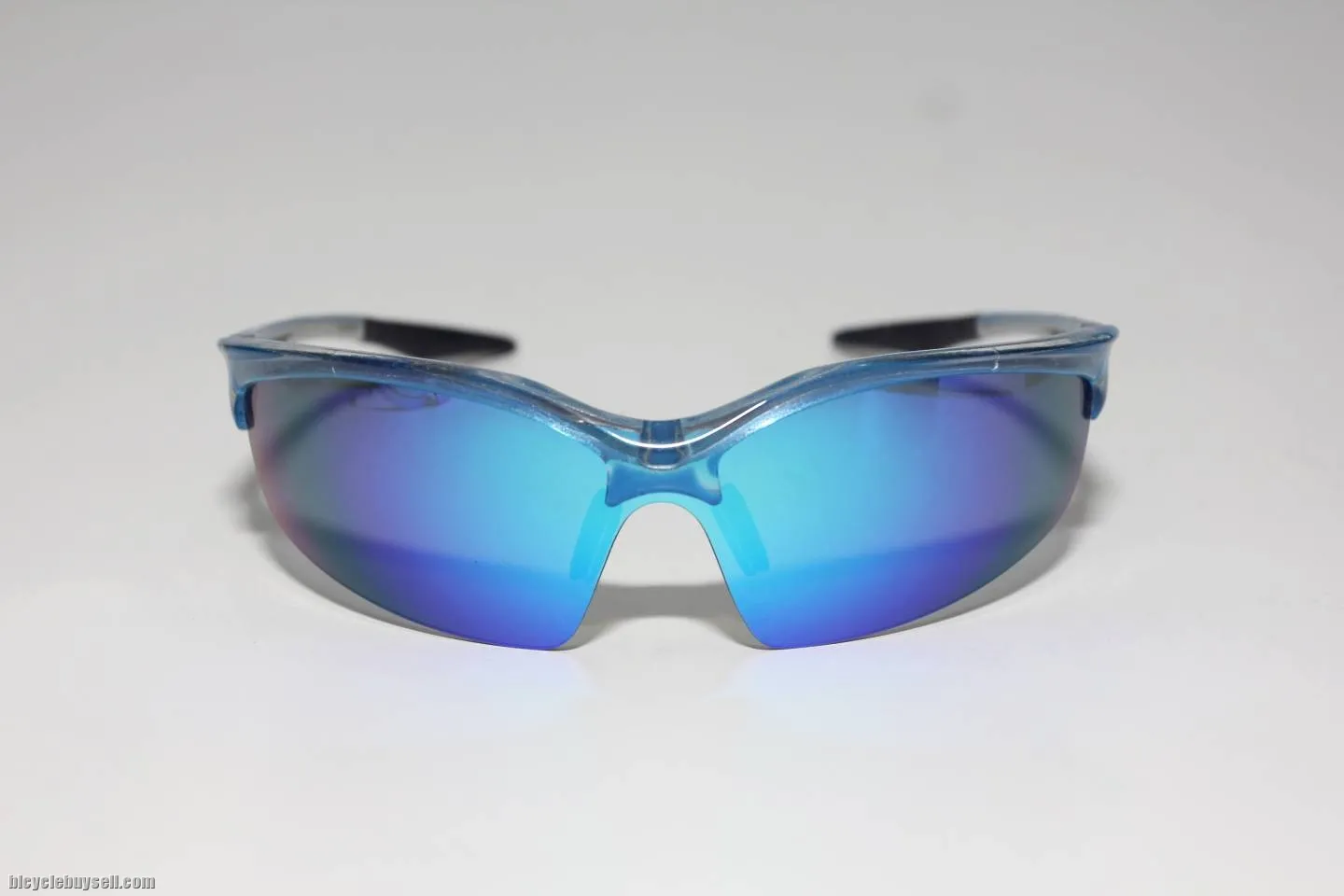 BBB Protector Crystal Blue sunglasses - 3 lenses