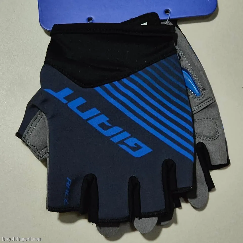 Giant Zwei Series Half Finger Gloves with Finger Pull Tab Gel Padding