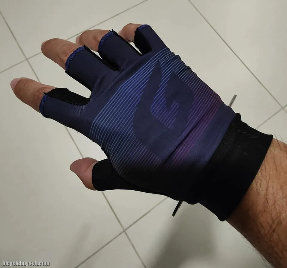 Giant Motion G1 Half Finger Gel Padding Gloves for Men / Unisex Blue-Black