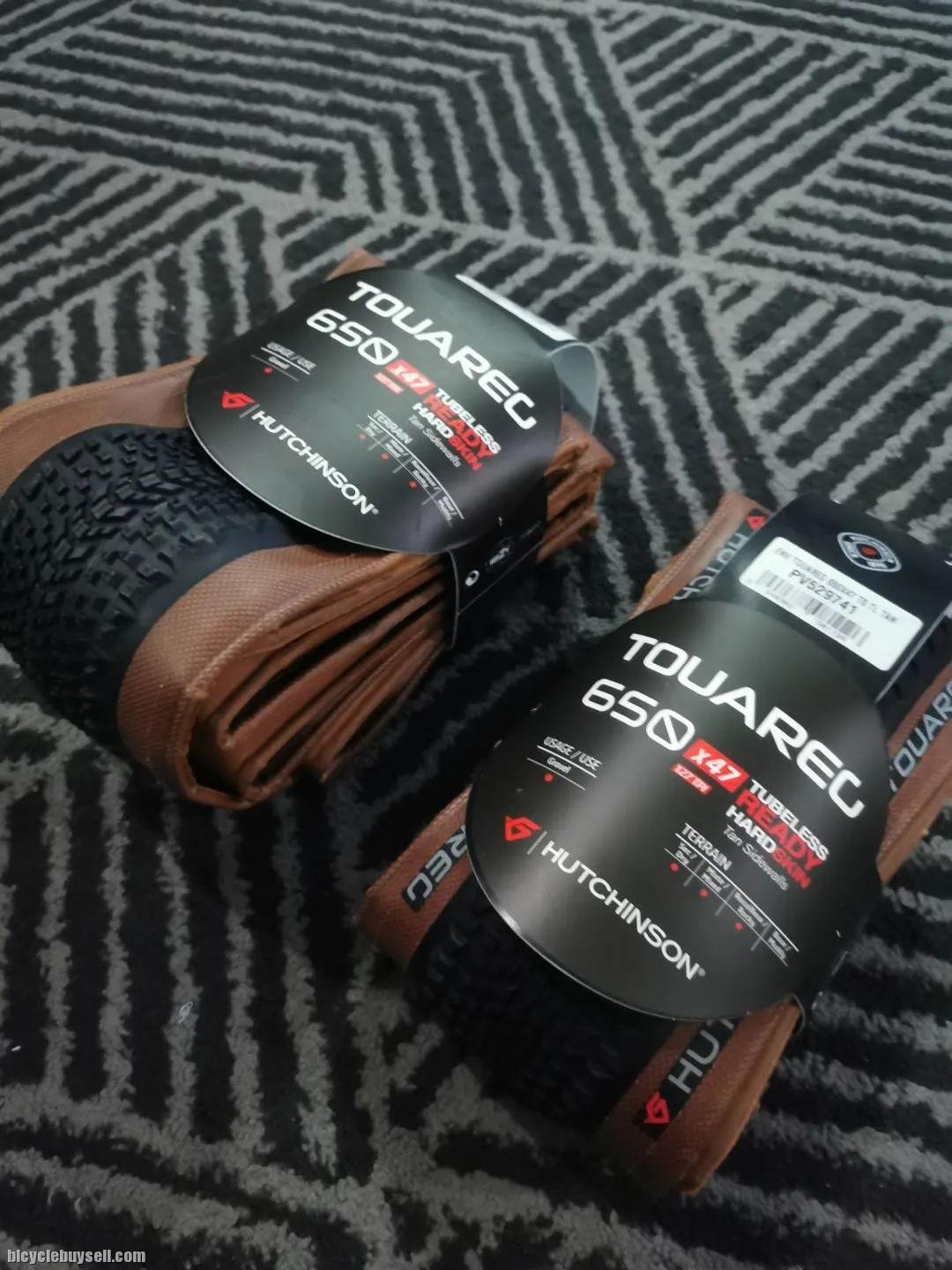 Hutchinson Touareg Bi-Compound HardSkin 650Bx47 Tubeless Gravel Tyre