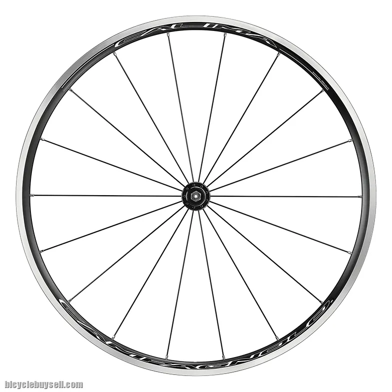 Campagnolo Calima Wheel Set With Pirelli P7 Sport Tire